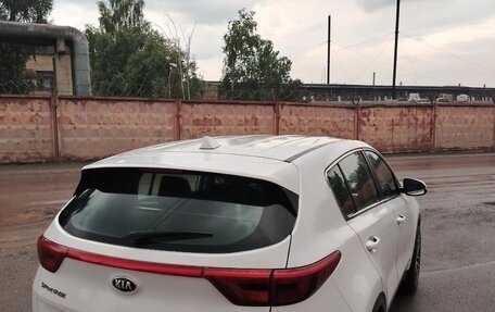 KIA Sportage IV рестайлинг, 2017 год, 1 900 000 рублей, 8 фотография