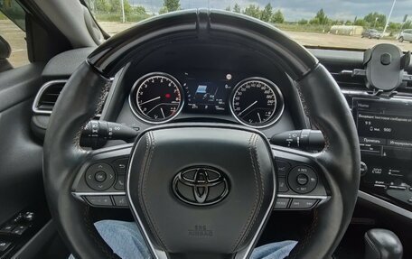 Toyota Camry, 2019 год, 3 800 000 рублей, 9 фотография