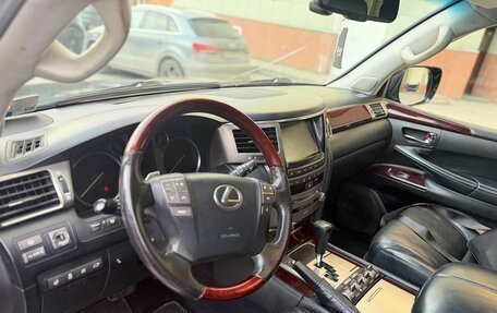 Lexus LX III, 2013 год, 2 999 999 рублей, 8 фотография