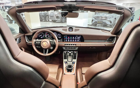 Porsche 911, 2024 год, 23 990 000 рублей, 25 фотография