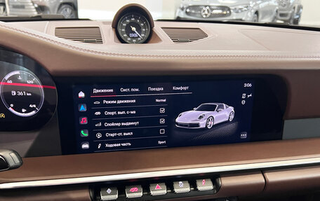 Porsche 911, 2024 год, 23 990 000 рублей, 39 фотография