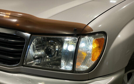 Toyota Land Cruiser 100 рестайлинг 2, 2002 год, 1 650 000 рублей, 9 фотография