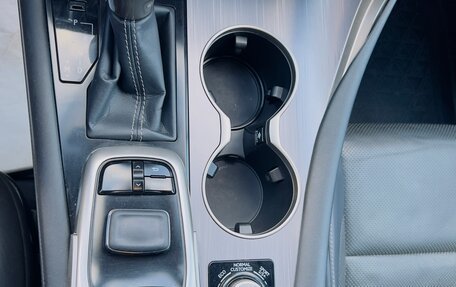 Lexus RX IV рестайлинг, 2017 год, 3 789 000 рублей, 4 фотография