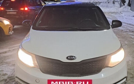 KIA Rio III рестайлинг, 2016 год, 400 000 рублей, 2 фотография