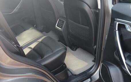 Geely Atlas, 2022 год, 2 230 000 рублей, 4 фотография