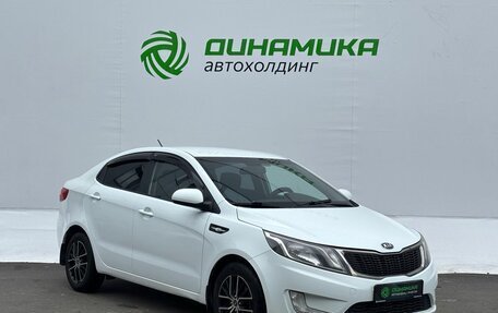 KIA Rio III рестайлинг, 2013 год, 680 000 рублей, 3 фотография