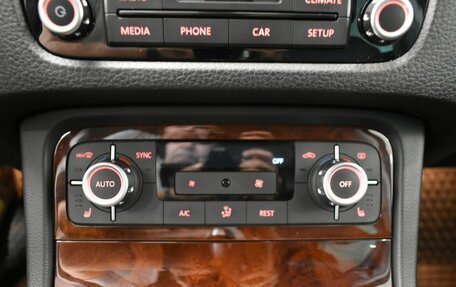 Volkswagen Touareg III, 2014 год, 2 490 000 рублей, 20 фотография