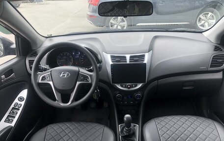 Hyundai Solaris II рестайлинг, 2016 год, 1 025 000 рублей, 10 фотография