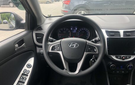 Hyundai Solaris II рестайлинг, 2016 год, 1 025 000 рублей, 12 фотография