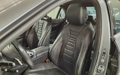 Mercedes-Benz E-Класс, 2018 год, 3 499 000 рублей, 12 фотография