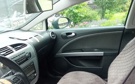 SEAT Leon II, 2011 год, 350 000 рублей, 32 фотография
