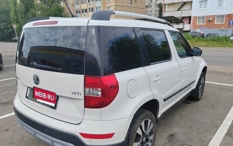 Skoda Yeti I рестайлинг, 2015 год, 1 300 000 рублей, 8 фотография