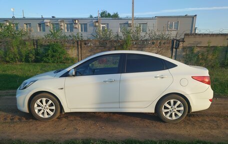 Hyundai Solaris II рестайлинг, 2013 год, 770 000 рублей, 8 фотография