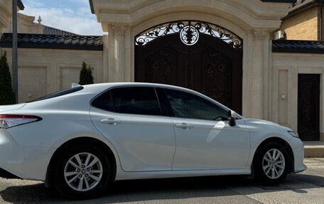 Toyota Camry, 2020 год, 1 617 000 рублей, 8 фотография