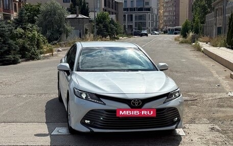 Toyota Camry, 2020 год, 1 617 000 рублей, 12 фотография