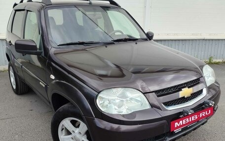 Chevrolet Niva I рестайлинг, 2016 год, 650 000 рублей, 3 фотография