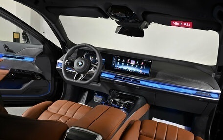 BMW 7 серия, 2025 год, 17 200 000 рублей, 11 фотография