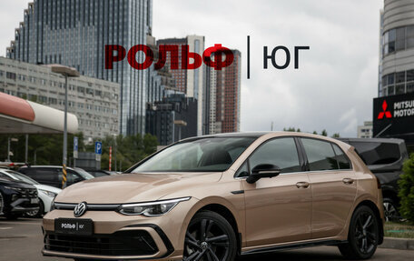 Volkswagen Golf VIII, 2021 год, 2 588 000 рублей, 2 фотография