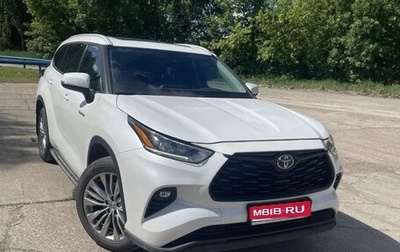 Toyota Highlander, 2022 год, 5 900 000 рублей, 1 фотография