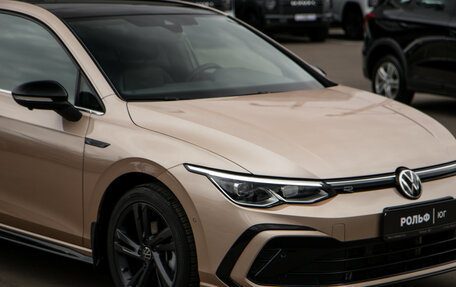 Volkswagen Golf VIII, 2021 год, 2 588 000 рублей, 19 фотография