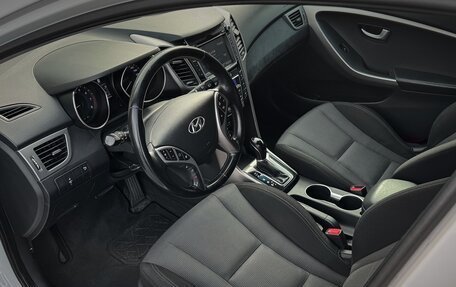 Hyundai i30 II рестайлинг, 2012 год, 899 000 рублей, 8 фотография