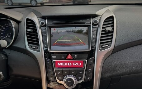 Hyundai i30 II рестайлинг, 2012 год, 899 000 рублей, 13 фотография
