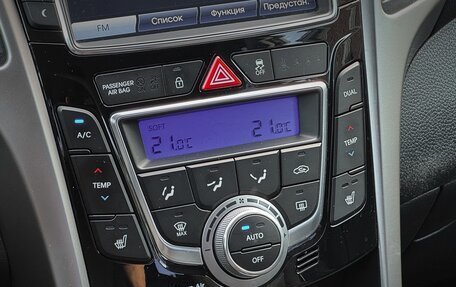 Hyundai i30 II рестайлинг, 2012 год, 899 000 рублей, 24 фотография