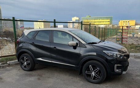 Renault Kaptur I рестайлинг, 2017 год, 1 550 000 рублей, 4 фотография
