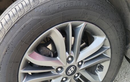 Hyundai ix35 I рестайлинг, 2013 год, 1 500 000 рублей, 4 фотография
