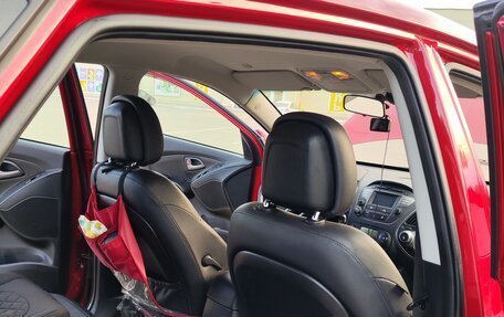 Hyundai ix35 I рестайлинг, 2013 год, 1 500 000 рублей, 11 фотография