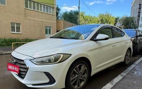 Hyundai Elantra VI рестайлинг, 2018 год, 1 250 000 рублей, 5 фотография