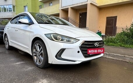 Hyundai Elantra VI рестайлинг, 2018 год, 1 250 000 рублей, 4 фотография