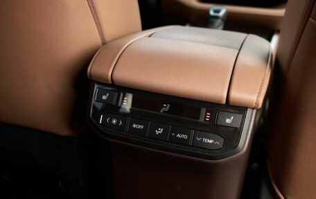 Toyota Highlander, 2021 год, 5 197 000 рублей, 6 фотография