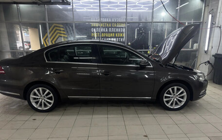 Volkswagen Passat B7, 2012 год, 999 000 рублей, 1 фотография