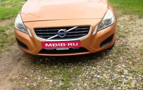Volvo S60 III, 2012 год, 735 000 рублей, 1 фотография