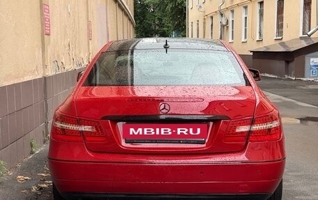 Mercedes-Benz E-Класс, 2010 год, 1 200 000 рублей, 10 фотография