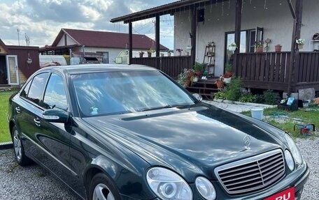 Mercedes-Benz E-Класс, 2004 год, 635 000 рублей, 21 фотография