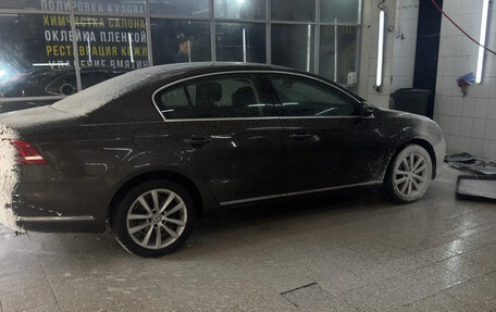 Volkswagen Passat B7, 2012 год, 999 000 рублей, 6 фотография