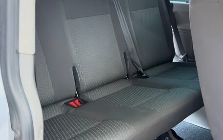 Volkswagen Caravelle T5, 2011 год, 1 600 000 рублей, 7 фотография
