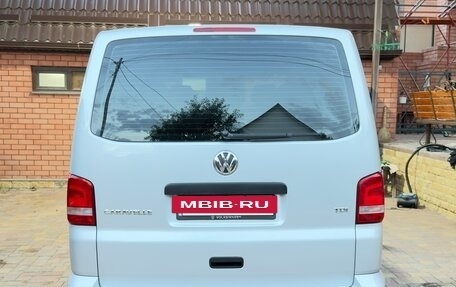 Volkswagen Caravelle T5, 2011 год, 1 600 000 рублей, 4 фотография
