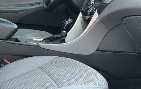 Hyundai Sonata VI, 2011 год, 1 149 999 рублей, 17 фотография