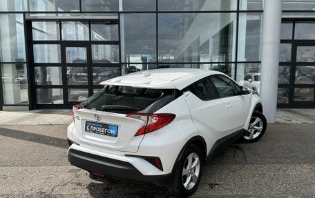 Toyota C-HR I рестайлинг, 2019 год, 2 290 000 рублей, 6 фотография