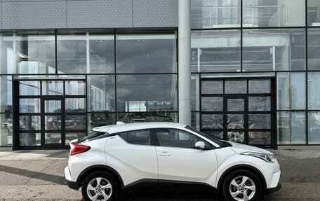 Toyota C-HR I рестайлинг, 2019 год, 2 290 000 рублей, 5 фотография