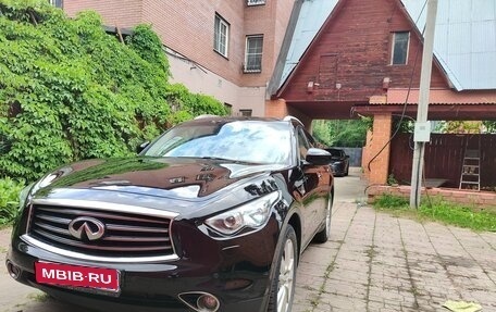 Infiniti FX II, 2012 год, 1 990 000 рублей, 1 фотография
