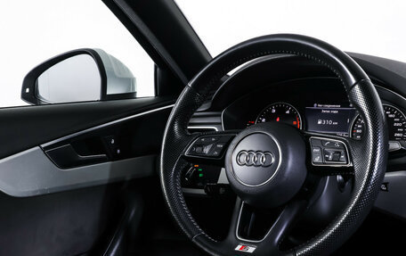 Audi A4, 2018 год, 2 300 000 рублей, 13 фотография