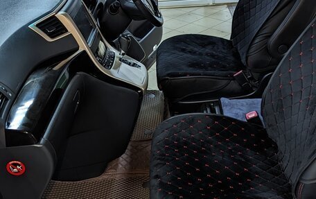 Toyota Vellfire I, 2014 год, 2 880 000 рублей, 25 фотография