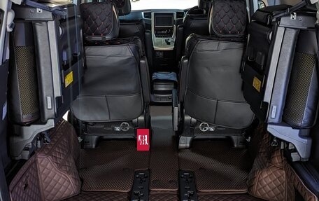 Toyota Vellfire I, 2014 год, 2 880 000 рублей, 18 фотография