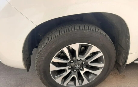 Toyota Land Cruiser Prado 150 рестайлинг 2, 2021 год, 7 200 000 рублей, 4 фотография