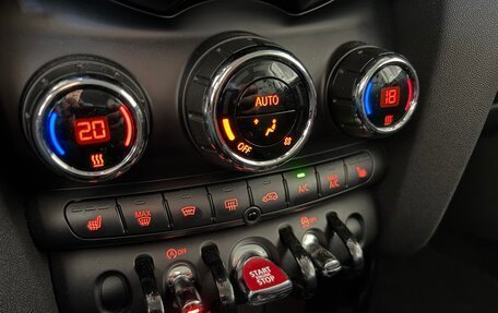 MINI Hatch, 2018 год, 1 649 000 рублей, 8 фотография