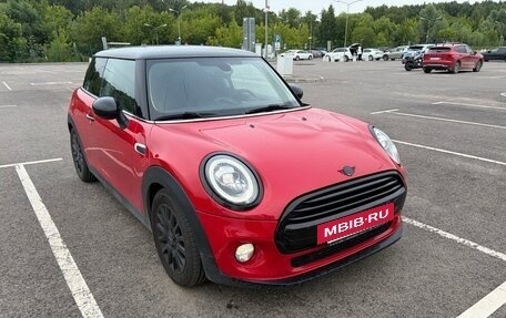 MINI Hatch, 2018 год, 1 649 000 рублей, 2 фотография